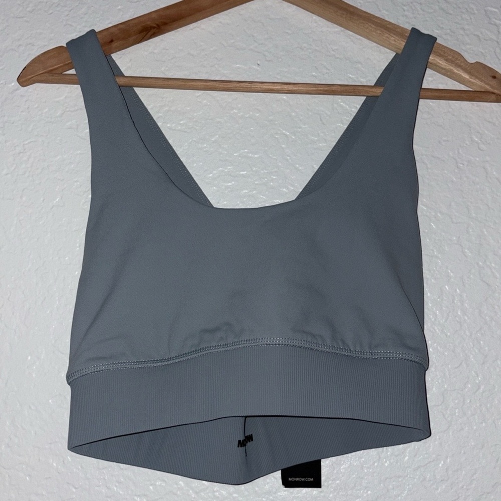 Nwt Monrow criss cross back sports bra